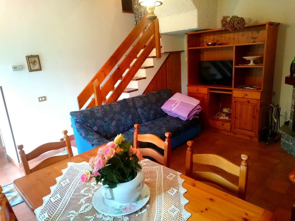 Casa Delle Rose Villa Teglio Eksteriør bilde